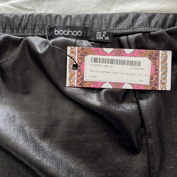 BNWT Boohoo Faux Croc Side Slit Skirt - Picture 3 of 3